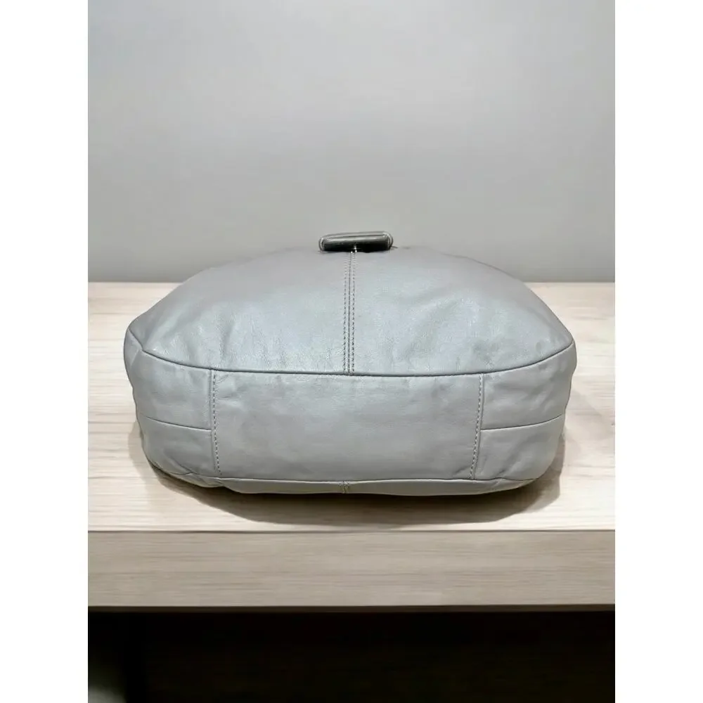 Y2K Coach F15527 Soho Lynn Leather Hobo Bag